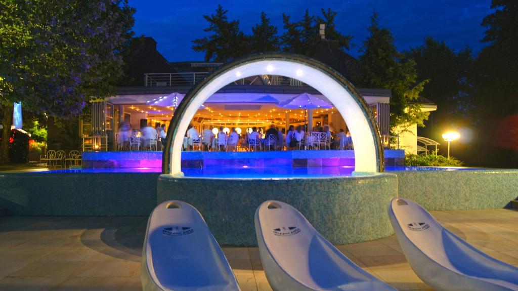 Amerika-Holzer Hotel & Resort Sankt Kanzian am Klopeiner See Ngoại thất bức ảnh